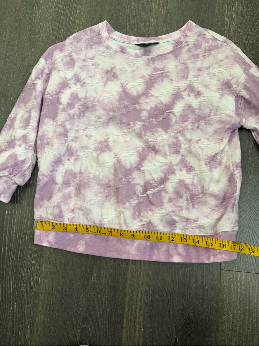 Simply Vera Vera Wang Lavender and White Tie-Dye Crewneck Sweatshirt Size Small - Picture 5 of 9